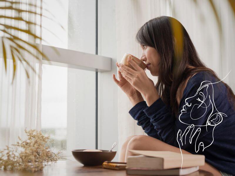 Frau-mit-gesunder-morgenroutine-longevity